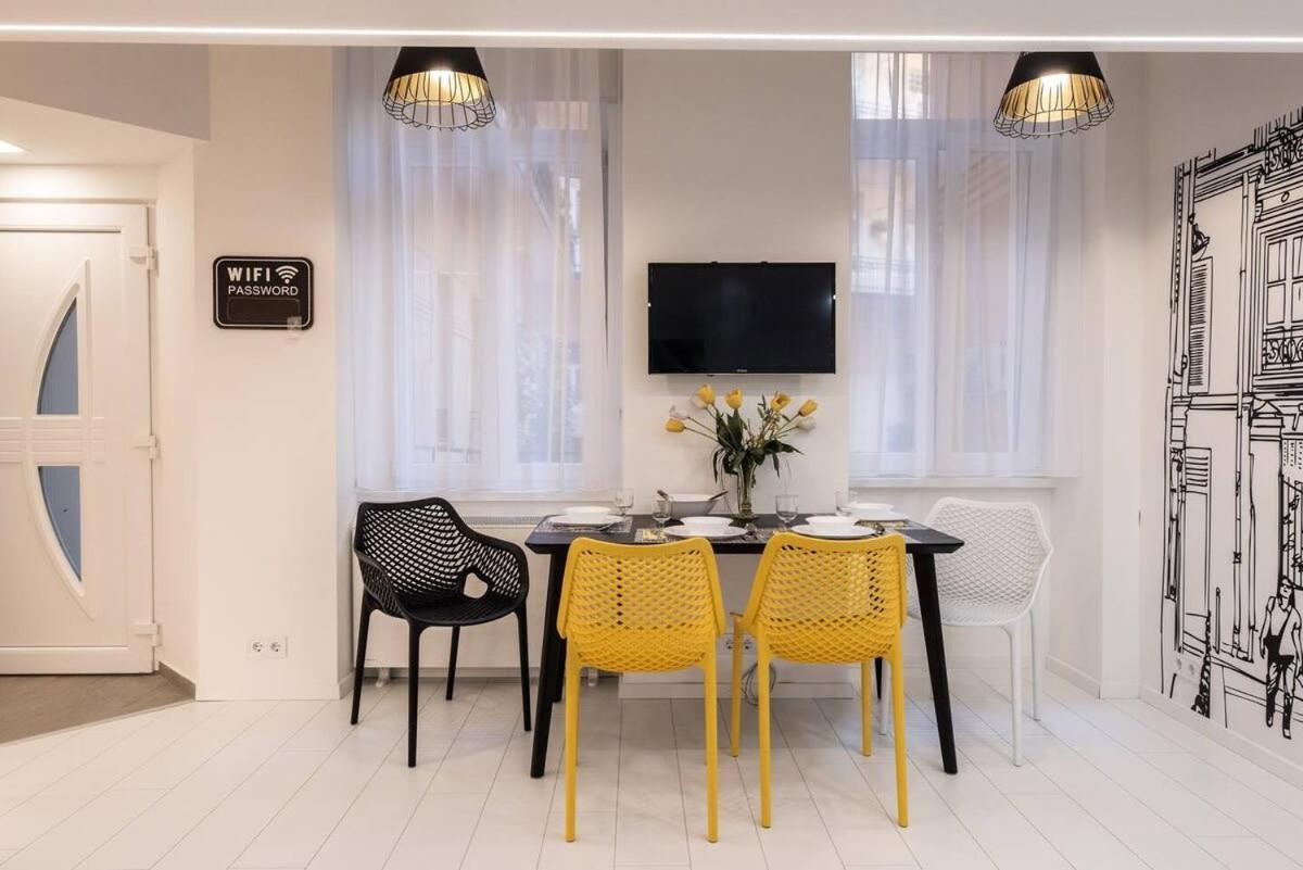Renovated Design Apartment Close To The Danube Budapest Exterior photo