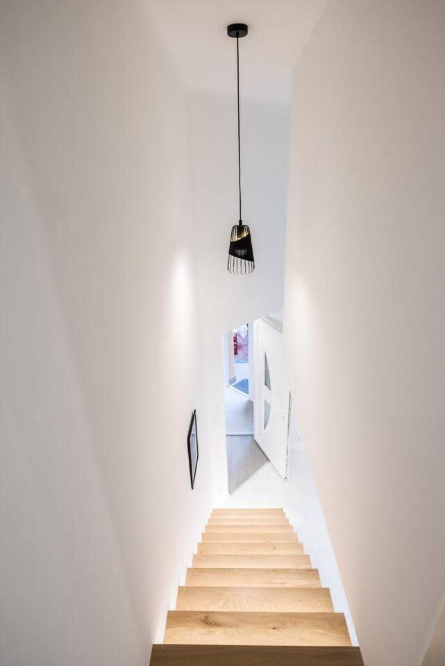 Renovated Design Apartment Close To The Danube Budapest Exterior photo